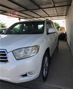 تۆیۆتا هایلاندەر